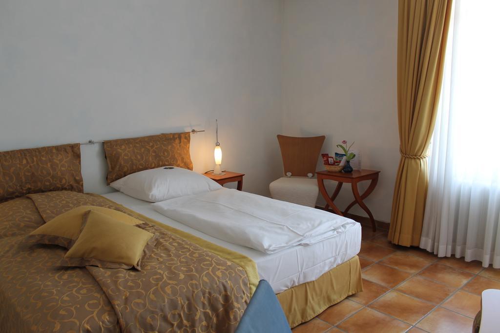 Panoramahotel Waldenburg Валденбург Екстериор снимка
