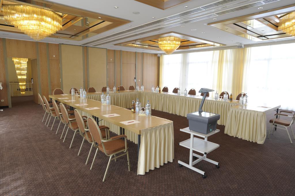 Panoramahotel Waldenburg Валденбург Екстериор снимка