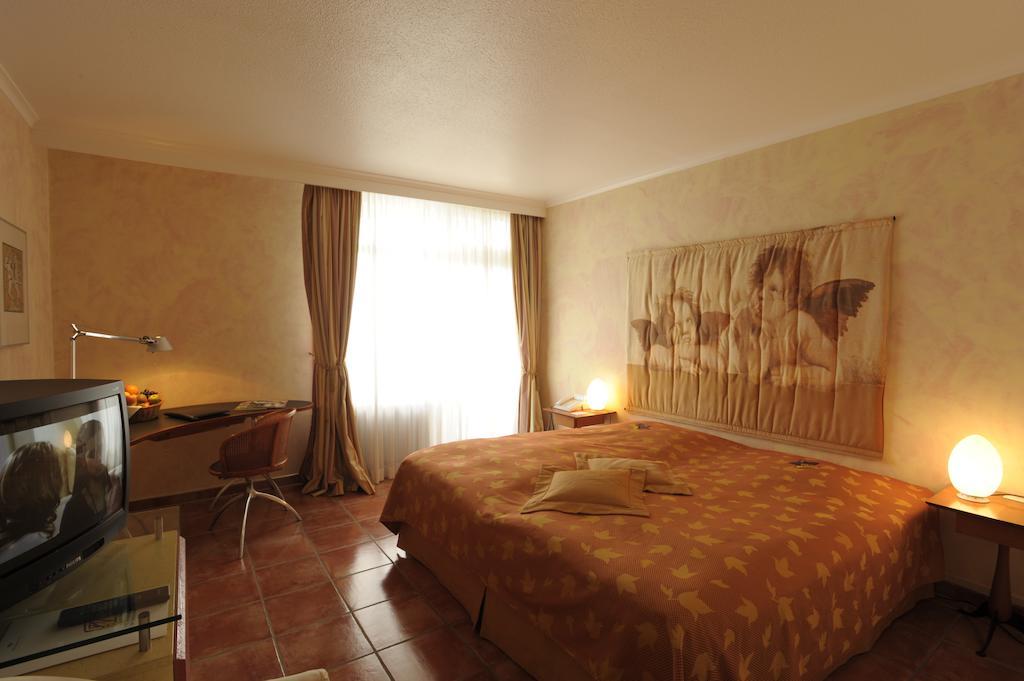 Panoramahotel Waldenburg Валденбург Екстериор снимка